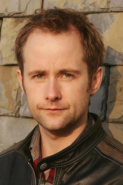 How tall is Billy Boyd?